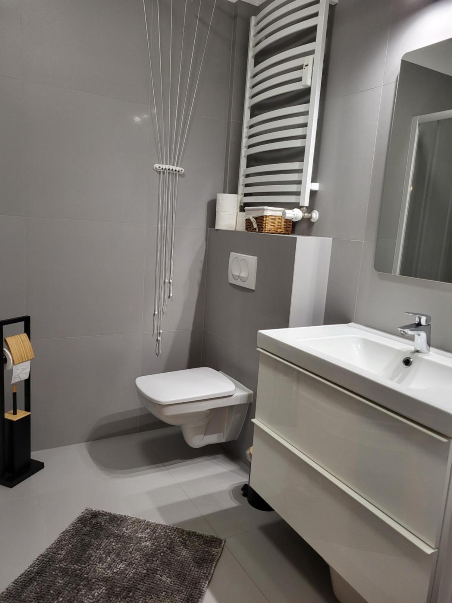 Miodowy Dom Exspanse Apartament 2 Lub 3 Pokoje Z Tarasem I Parkingiem Kolobrzeg Exterior photo