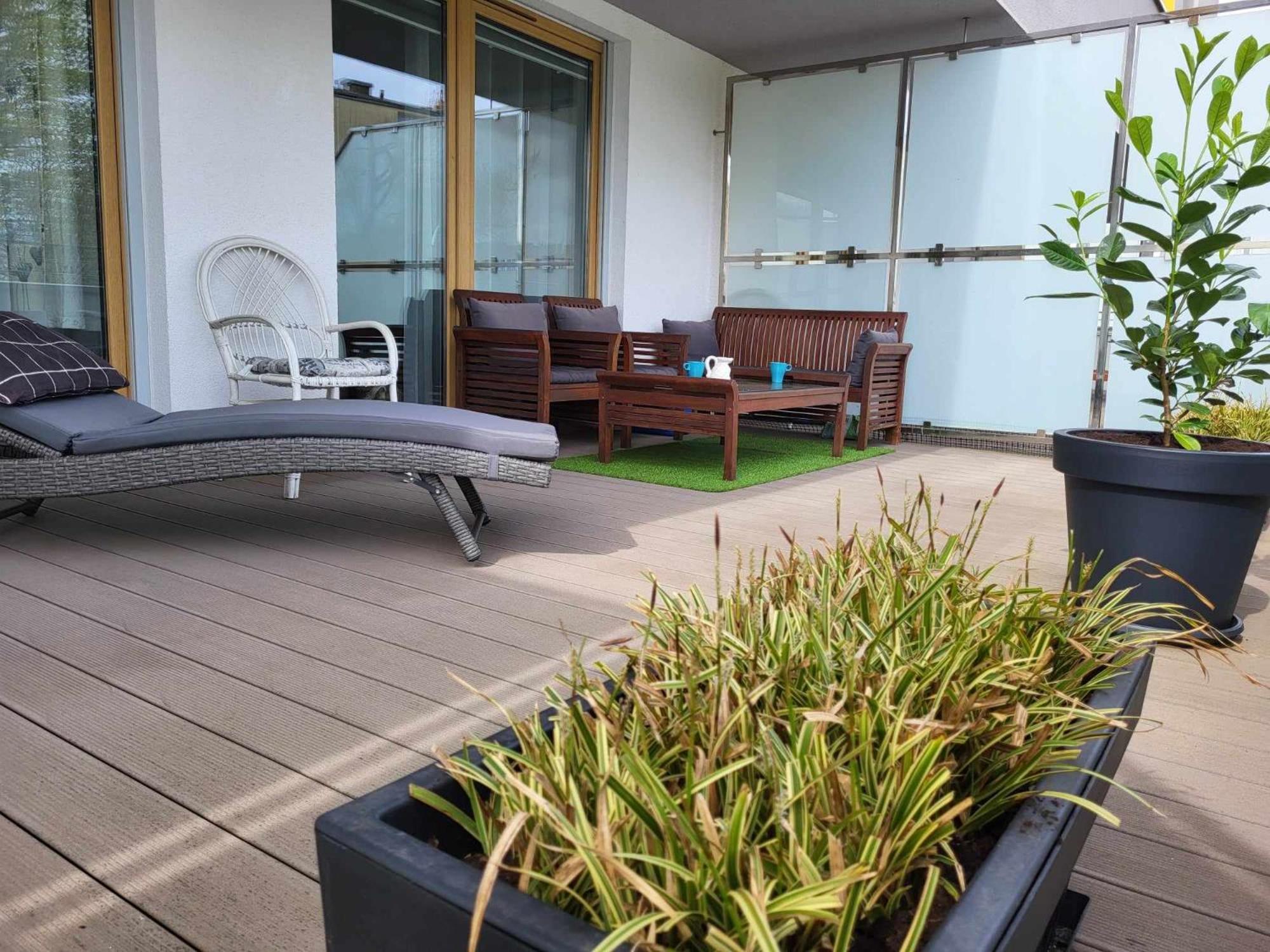 Miodowy Dom Exspanse Apartament 2 Lub 3 Pokoje Z Tarasem I Parkingiem Kolobrzeg Exterior photo